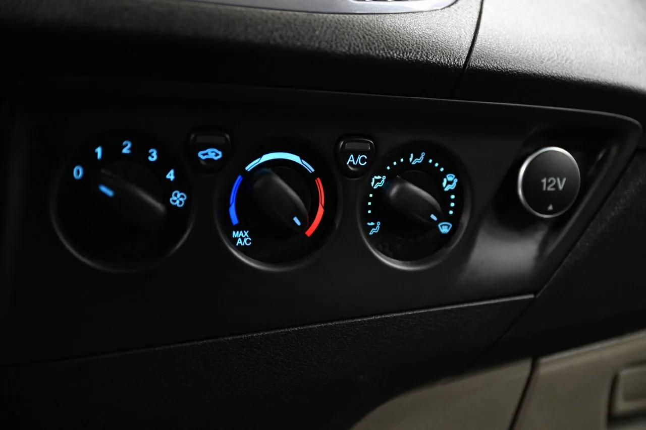 Ford Tourneo Custom bild 30