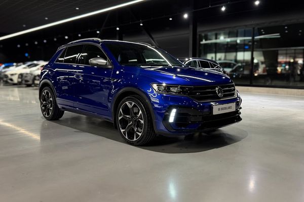 Volkswagen T-Roc R TSI 300hk 4Motion / Akrapovic / Beats / Drag / - 2020