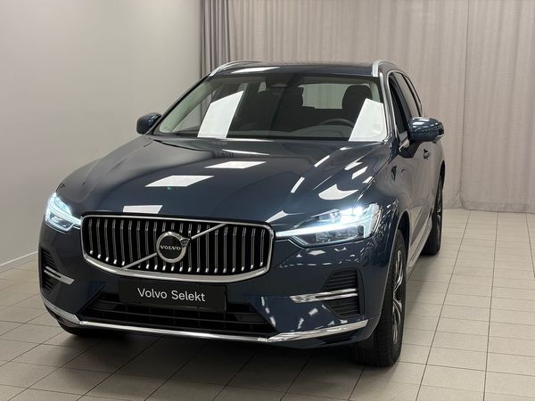 Volvo XC60 T6 Core Special Edition - 2025