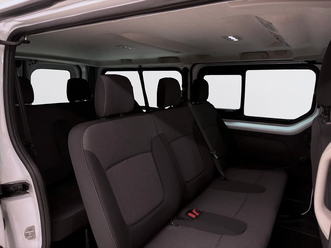 Nissan Primastar bild 8