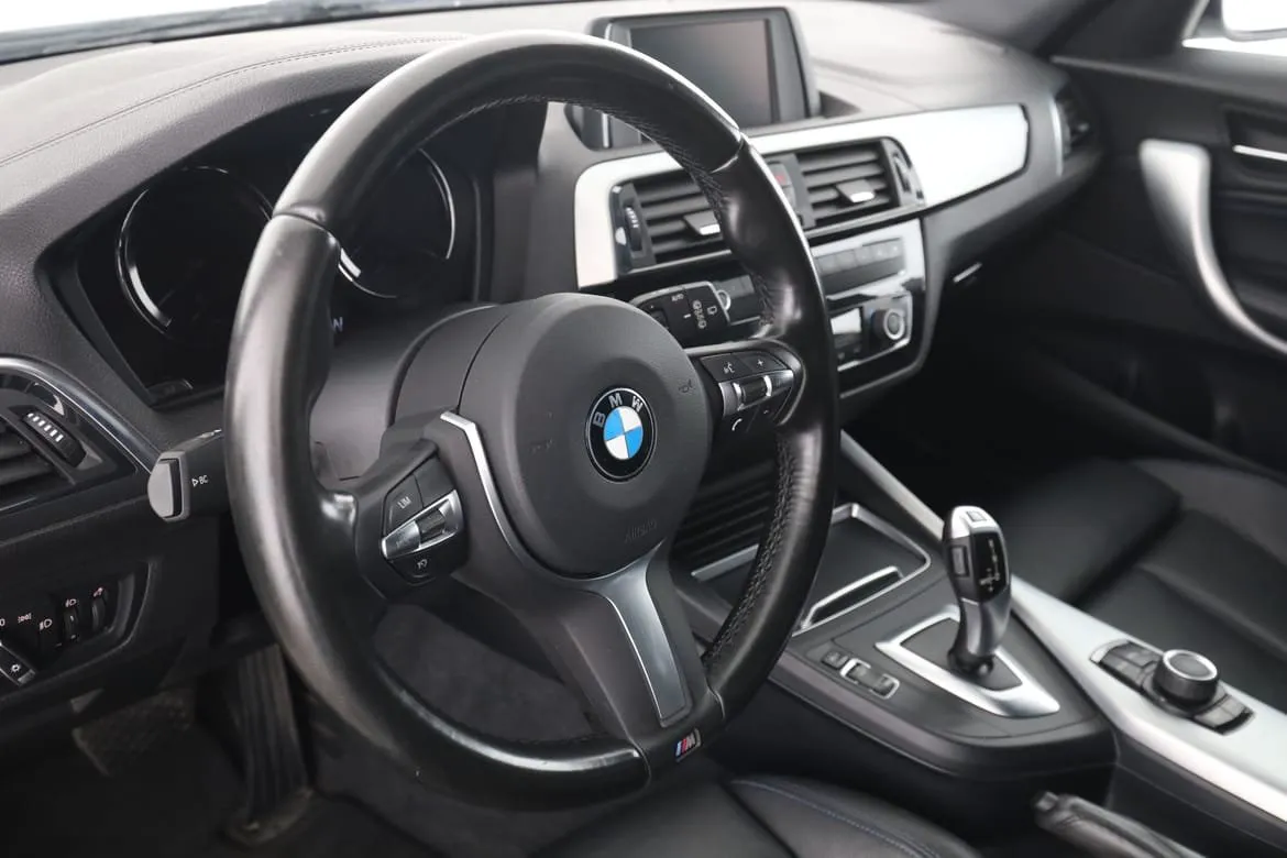 BMW 120 bild 12