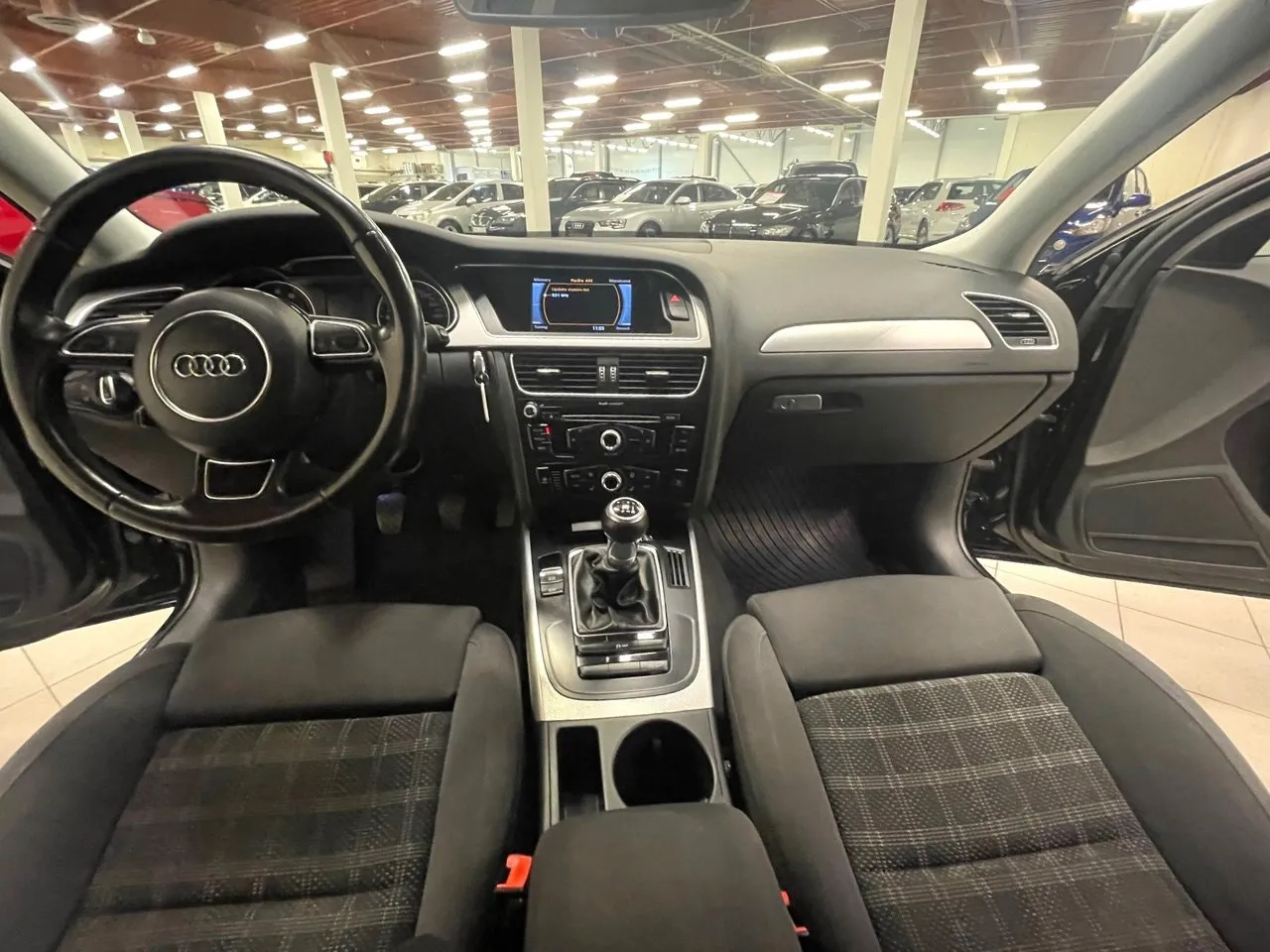 Audi A4 bild 10