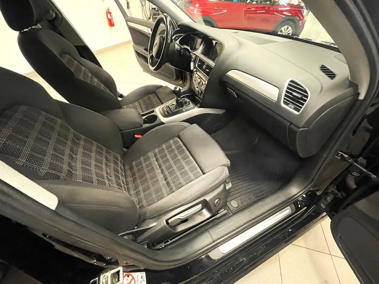 Audi A4 bild 9