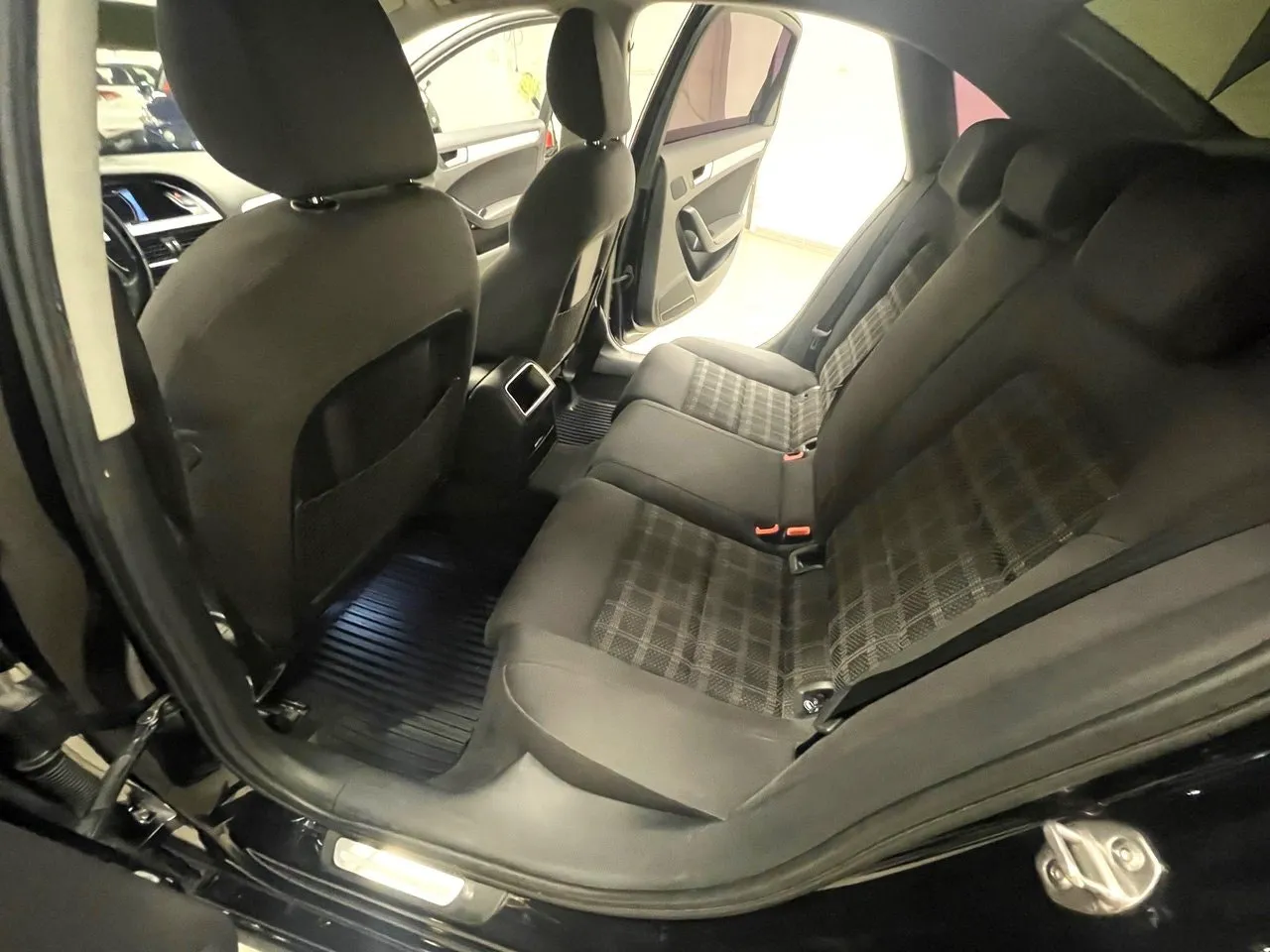 Audi A4 bild 6