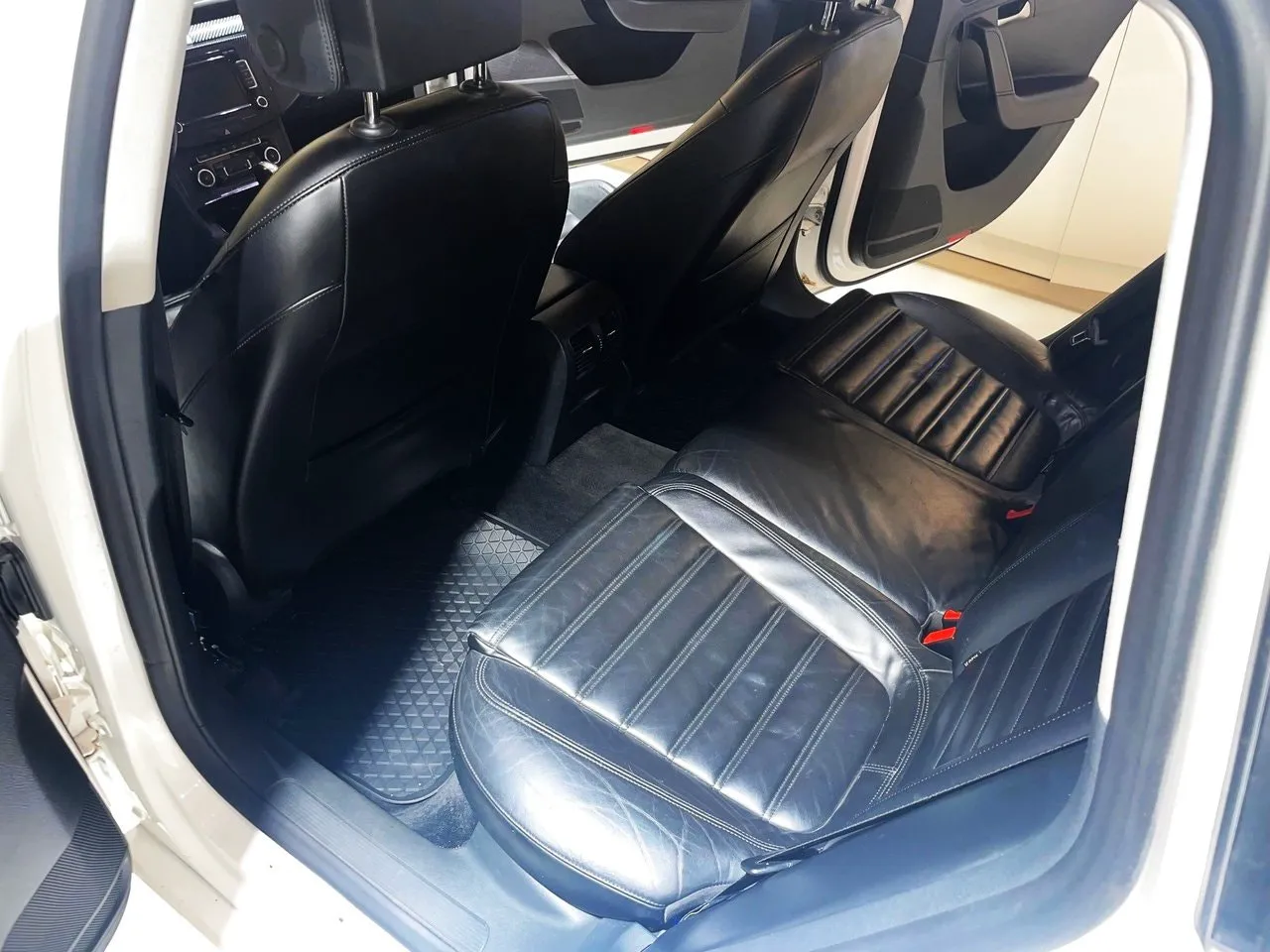 Volkswagen Passat bild 7