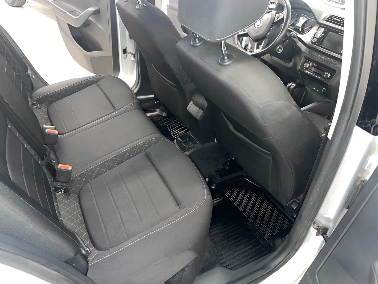 Skoda Fabia bild 8
