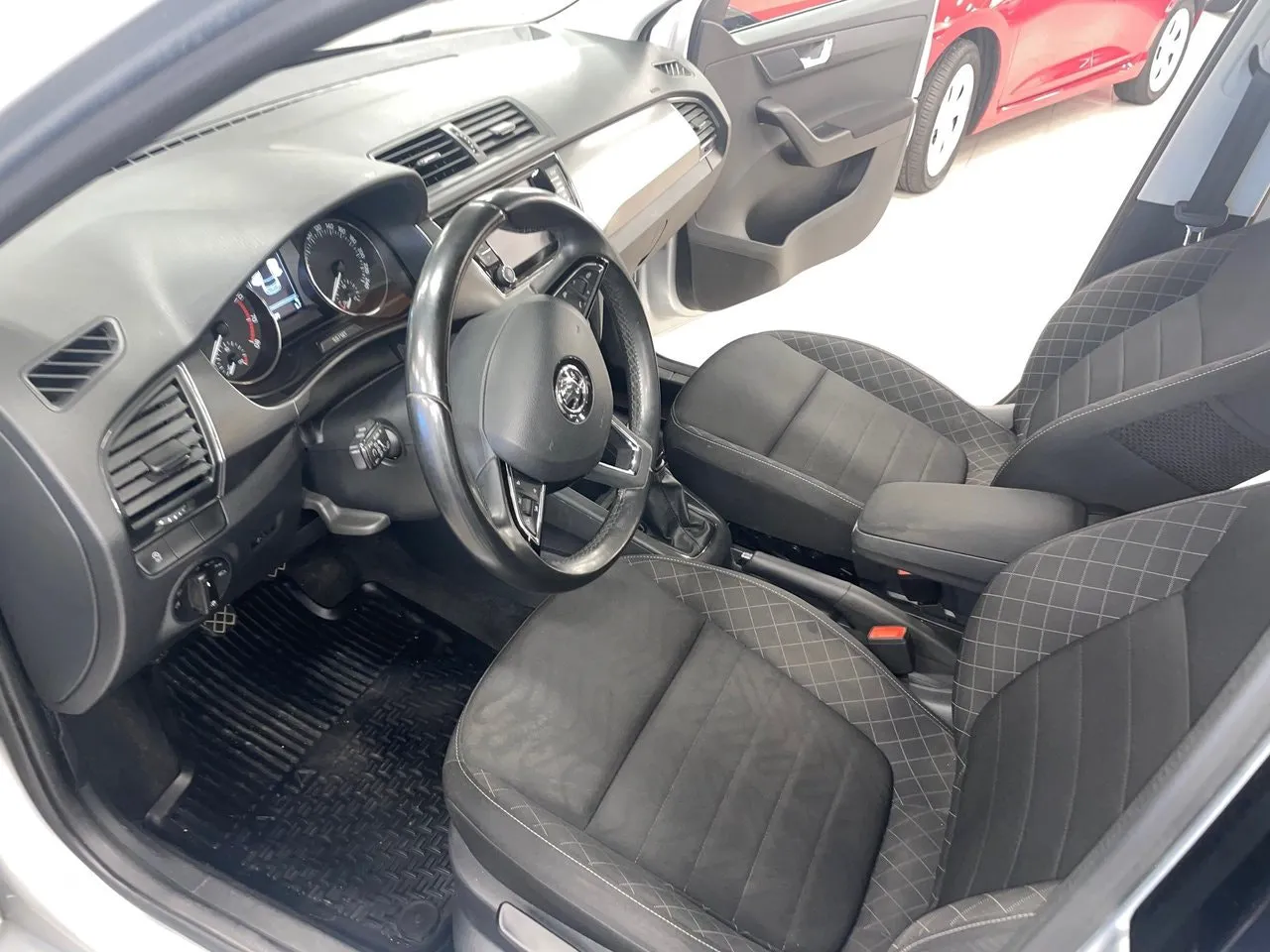 Skoda Fabia bild 6