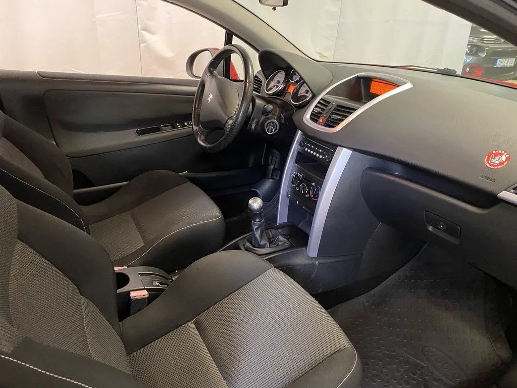 Peugeot 207 bild 5