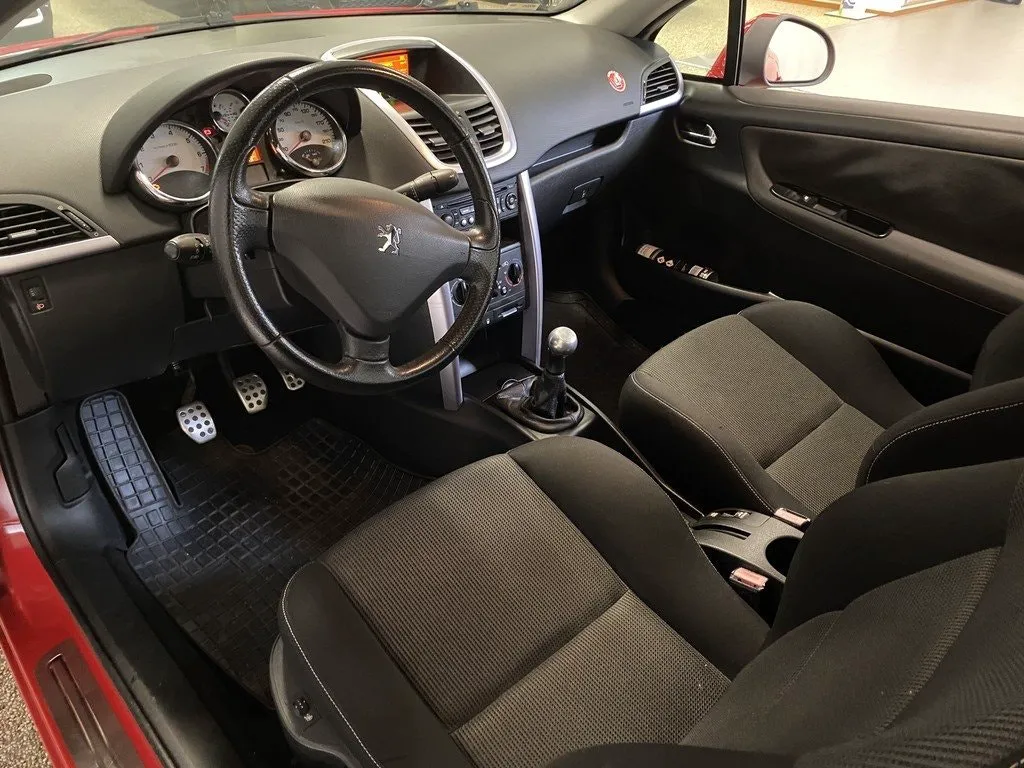 Peugeot 207 bild 6