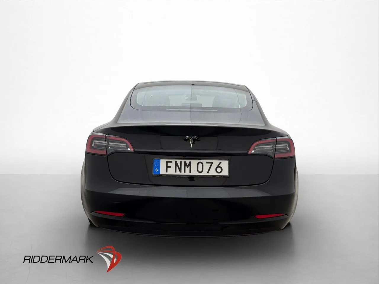 Tesla Model 3 bild 8