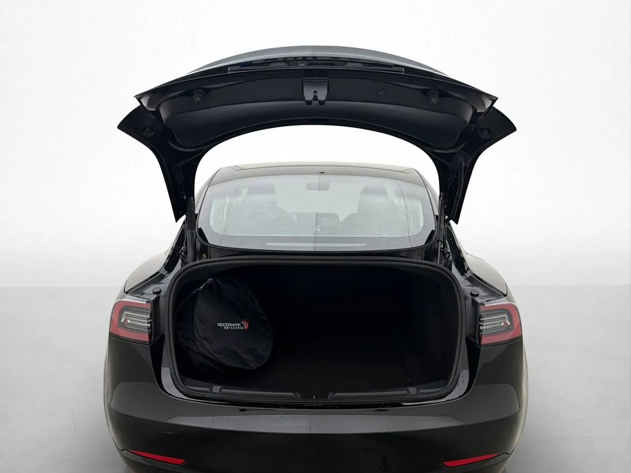 Tesla Model 3 bild 20