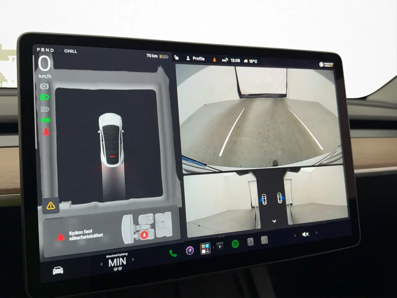 Tesla Model Y bild 25