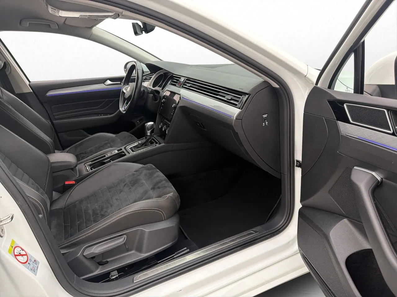 Volkswagen Passat bild 14