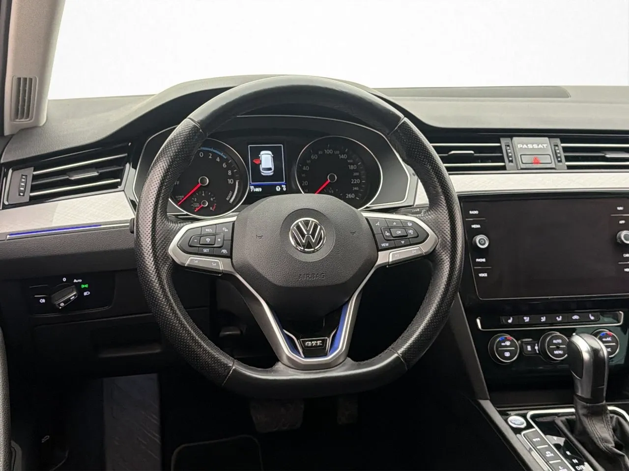 Volkswagen Passat bild 13
