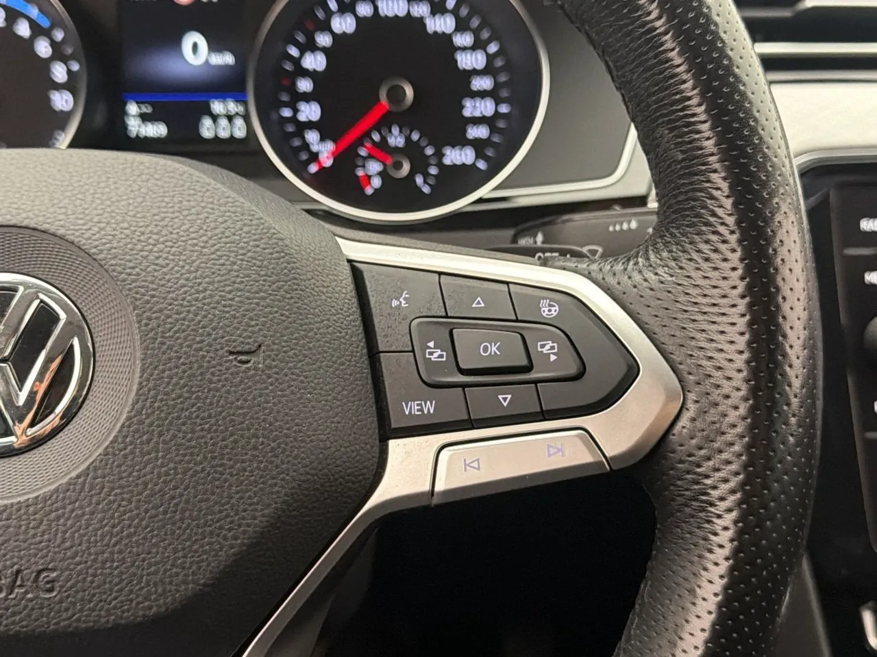 Volkswagen Passat bild 24