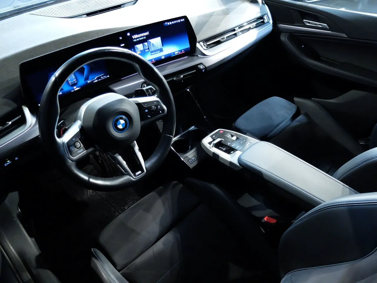 BMW 225 bild 10
