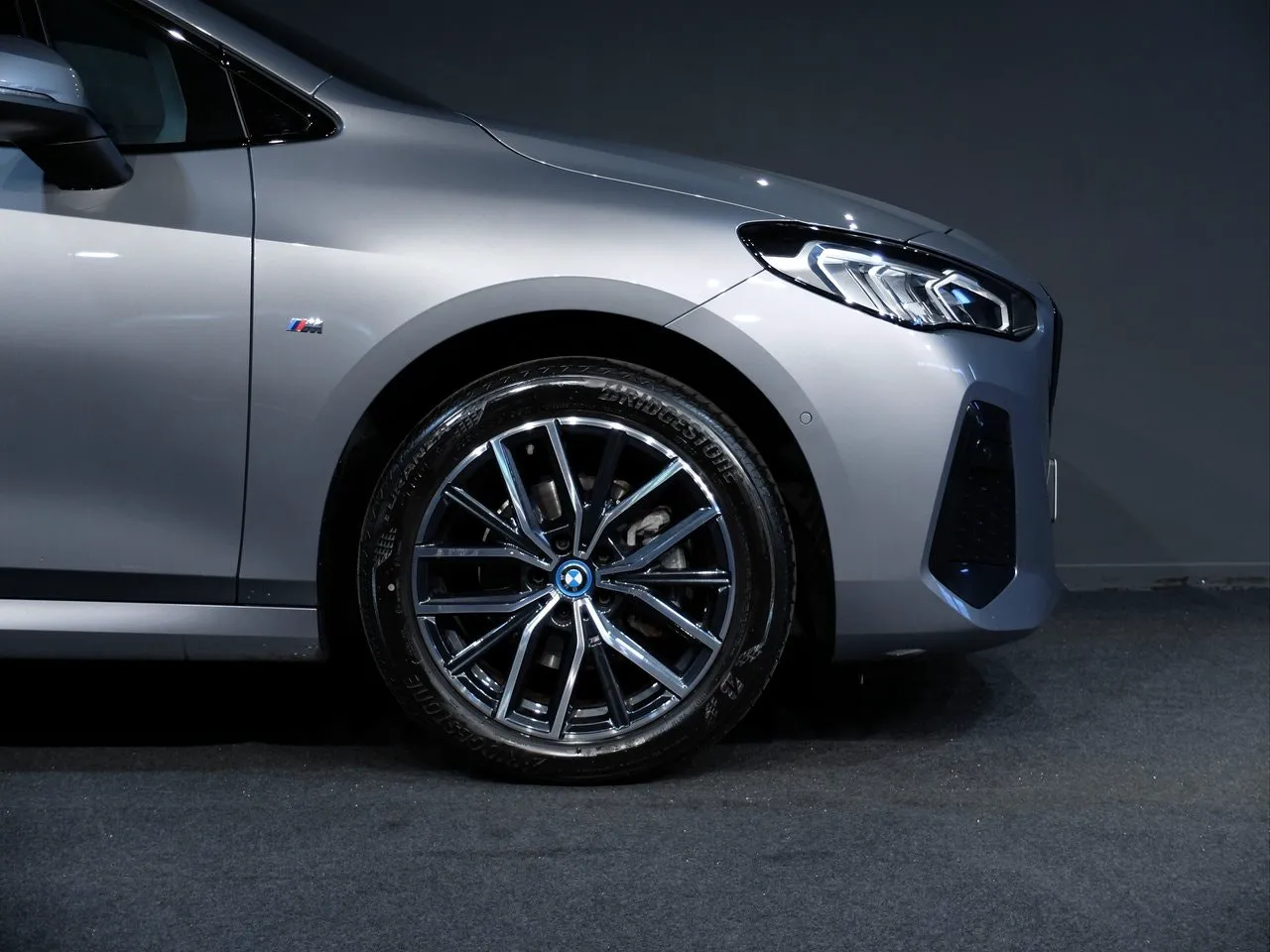 BMW 225 bild 4