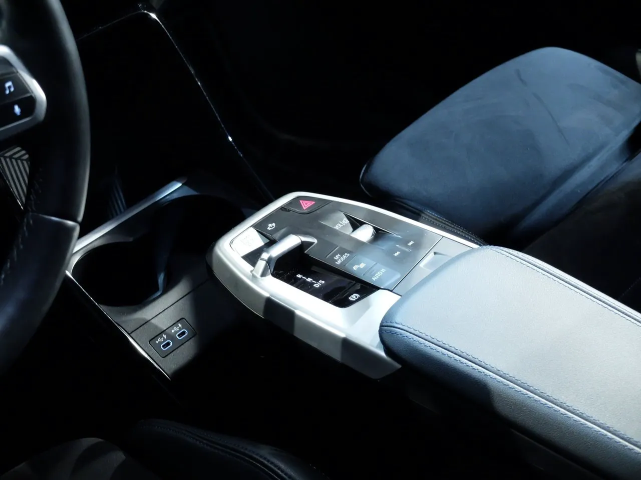 BMW 225 bild 11