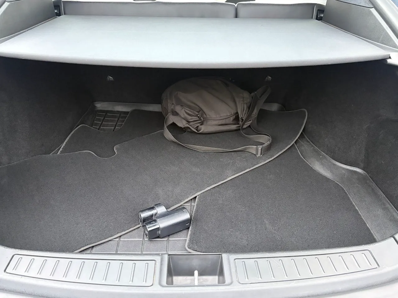 Tesla Model S bild 8