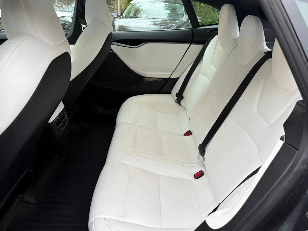 Tesla Model S bild 20