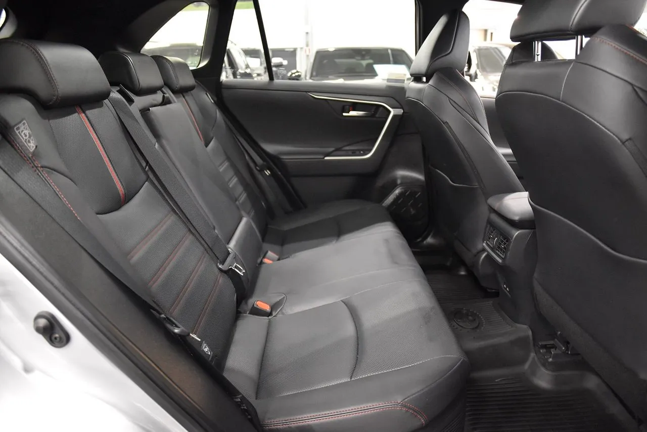 Toyota RAV4 bild 13