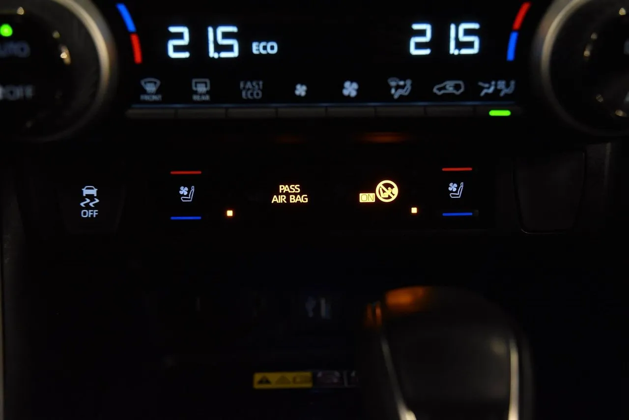 Toyota RAV4 bild 20