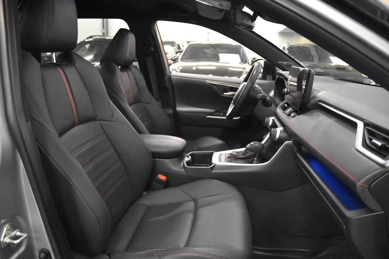 Toyota RAV4 bild 12