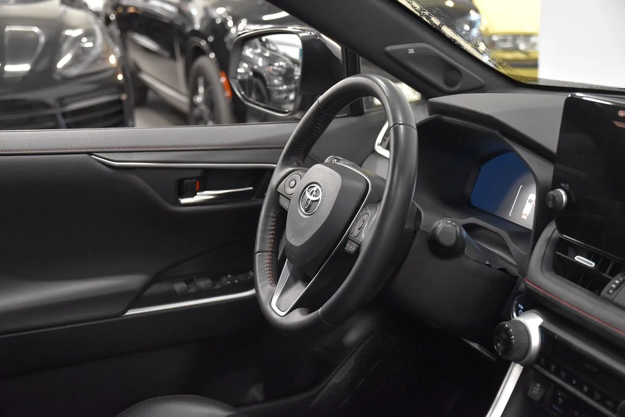 Toyota RAV4 bild 8
