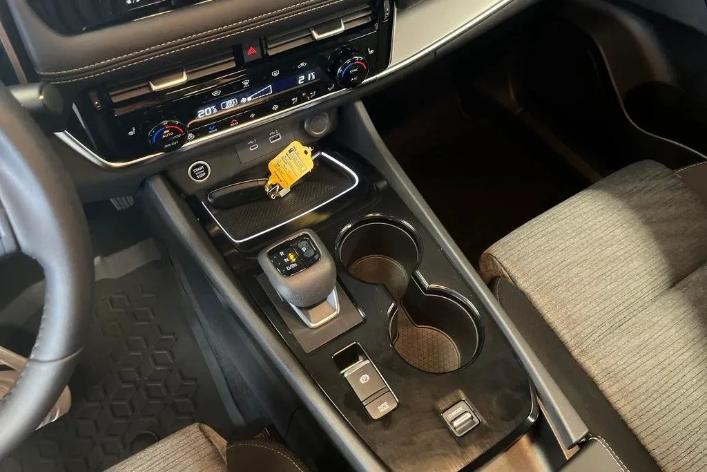 Nissan X-Trail bild 12