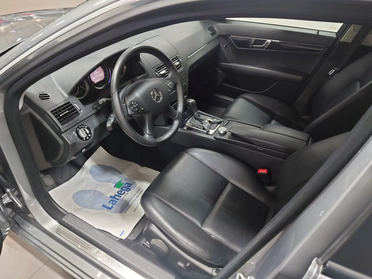 Mercedes C200 bild 8