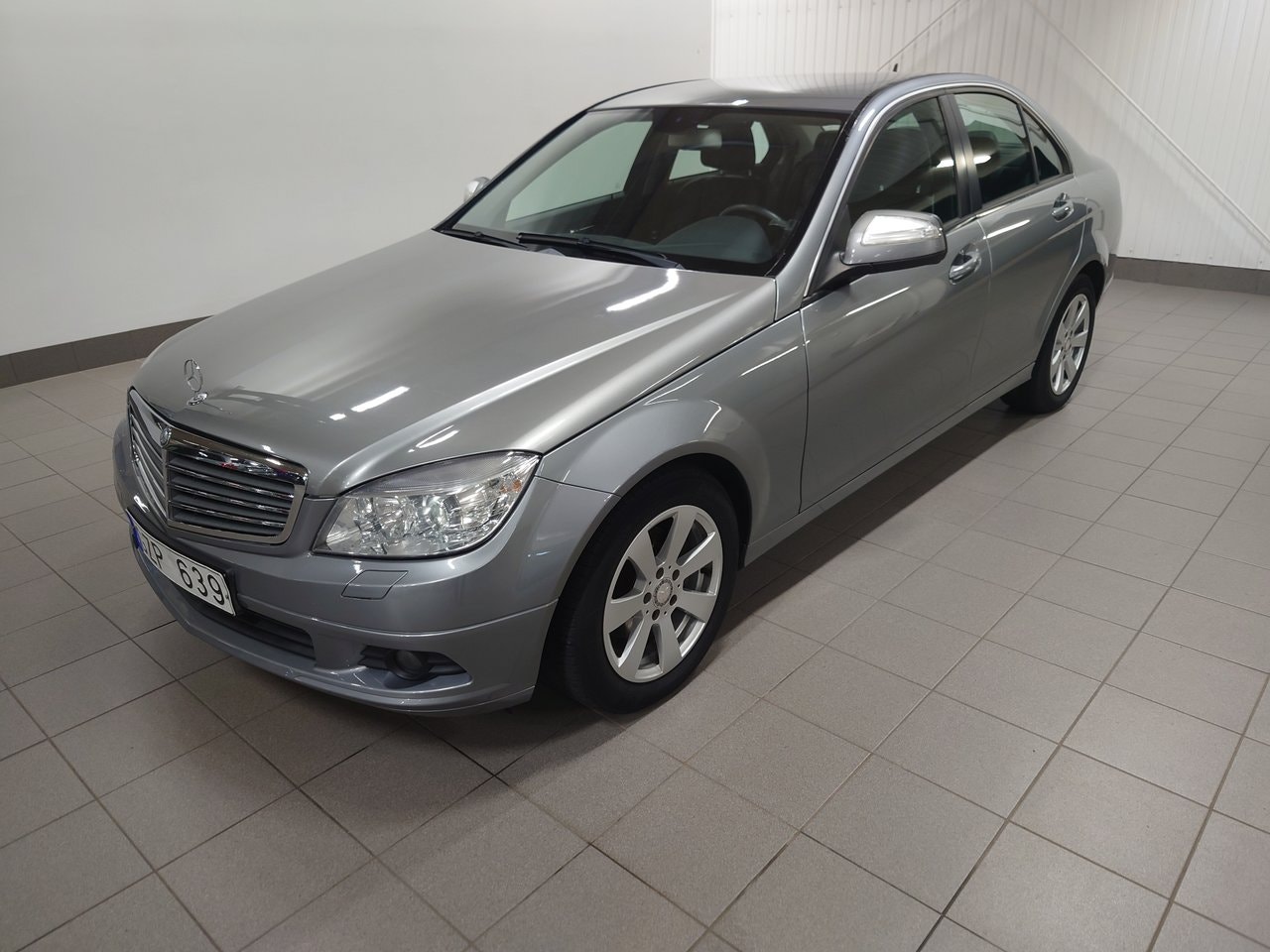 Mercedes C200