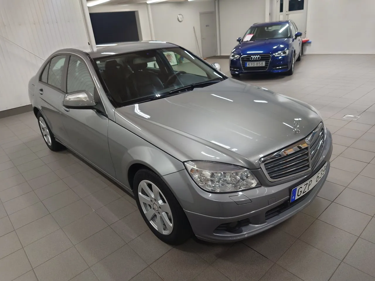 Mercedes C200 bild 7