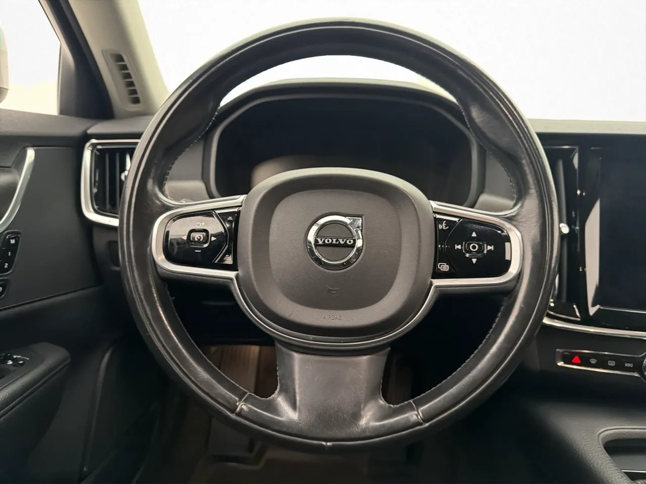 Volvo V90 bild 37