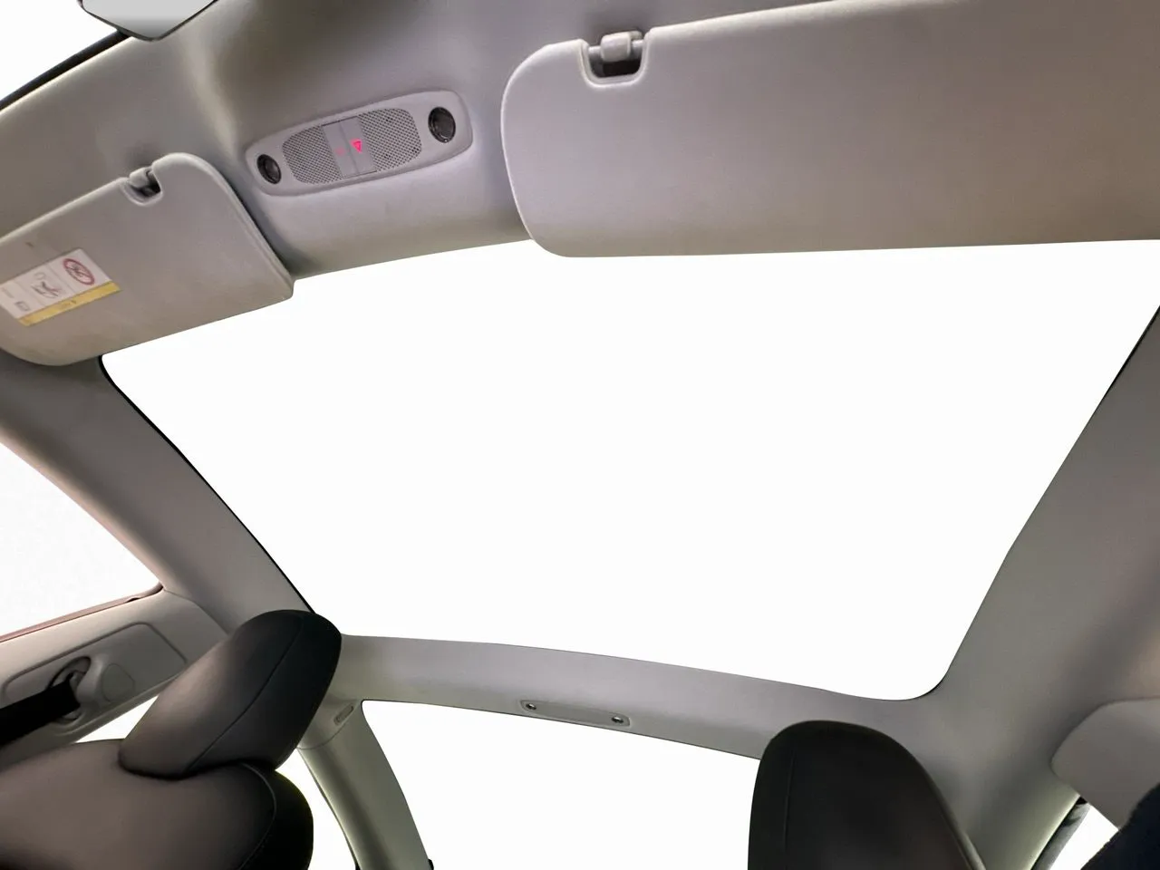 Tesla Model 3 bild 16