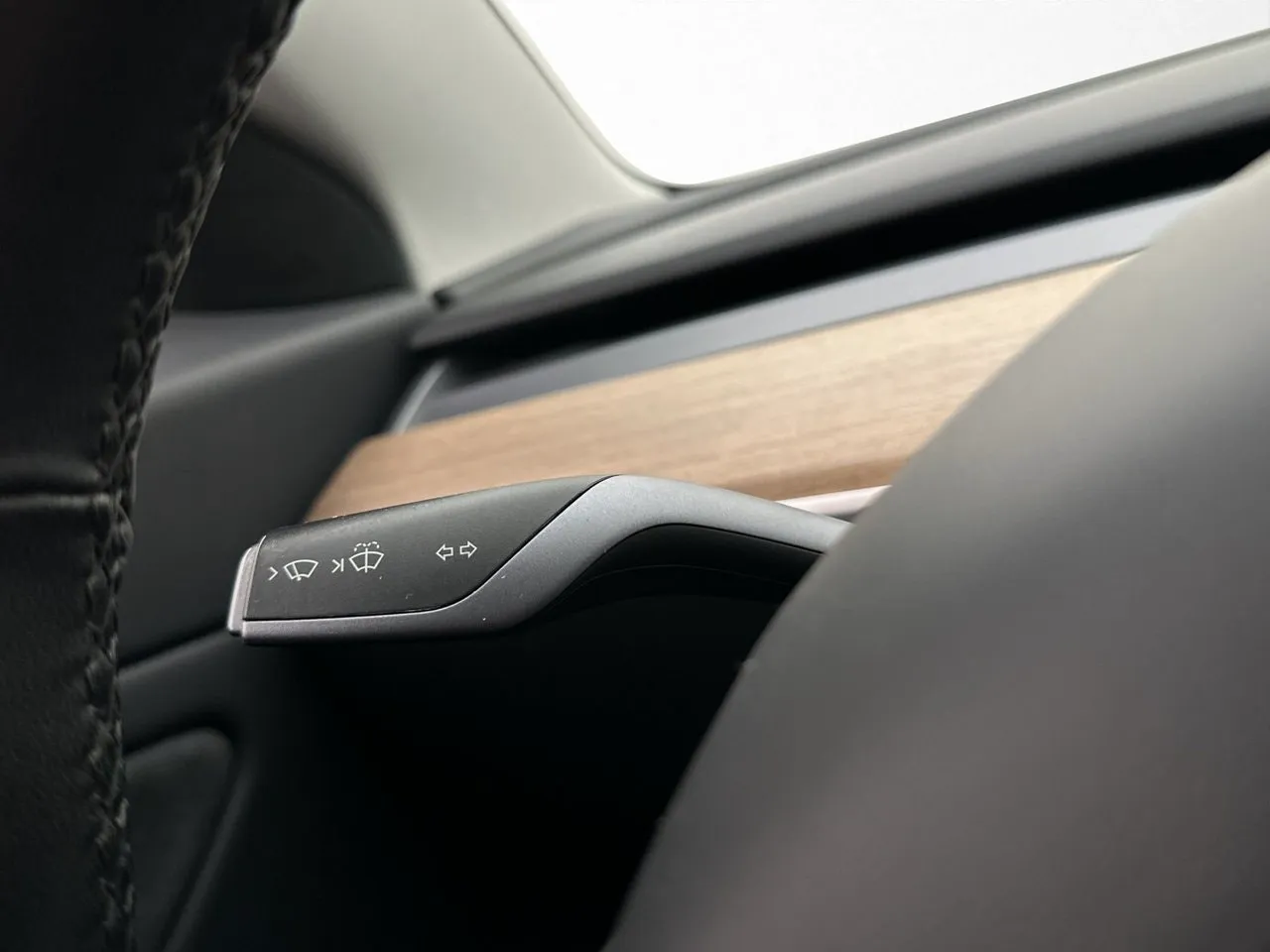Tesla Model 3 bild 18