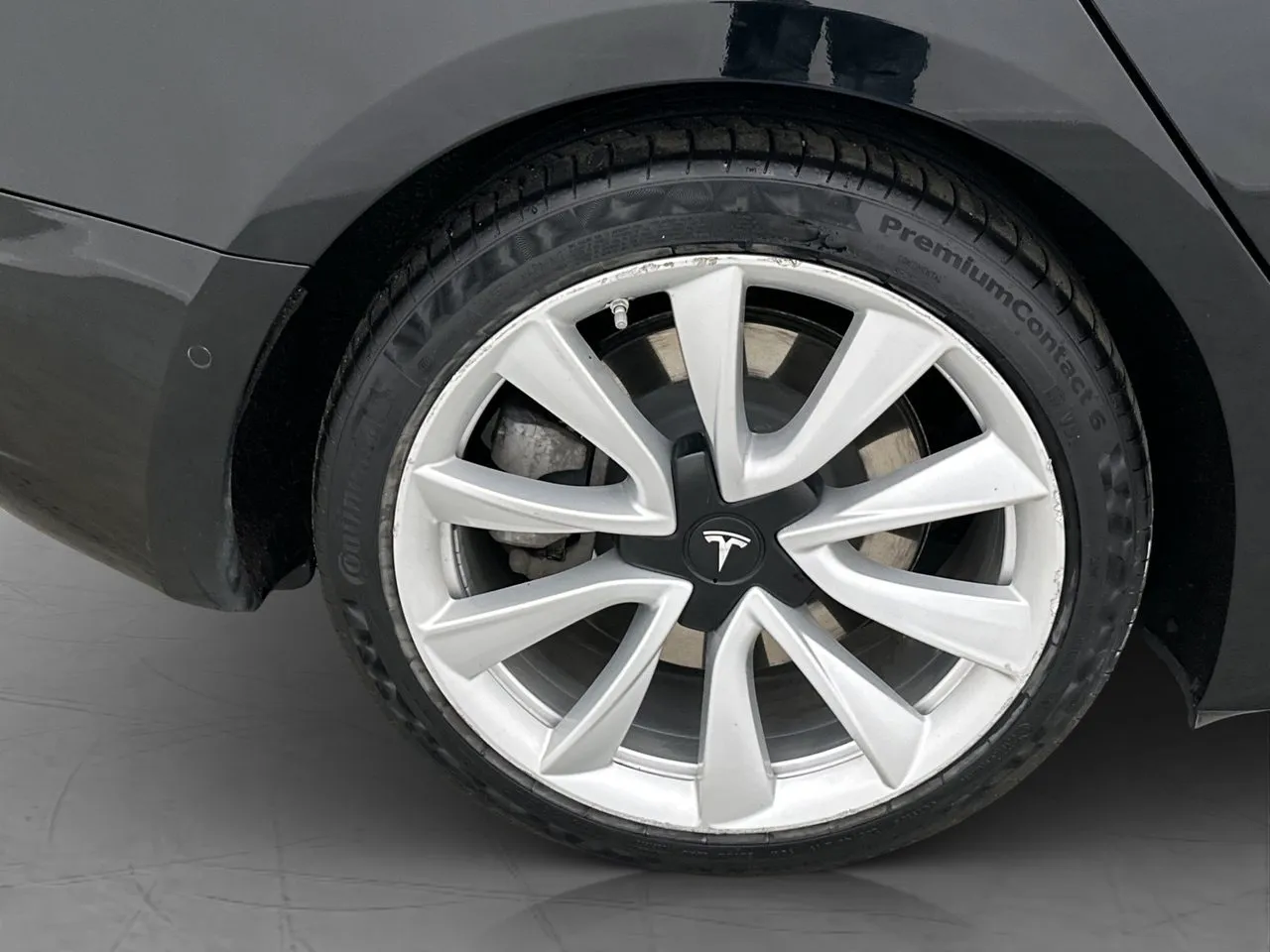 Tesla Model 3 bild 34