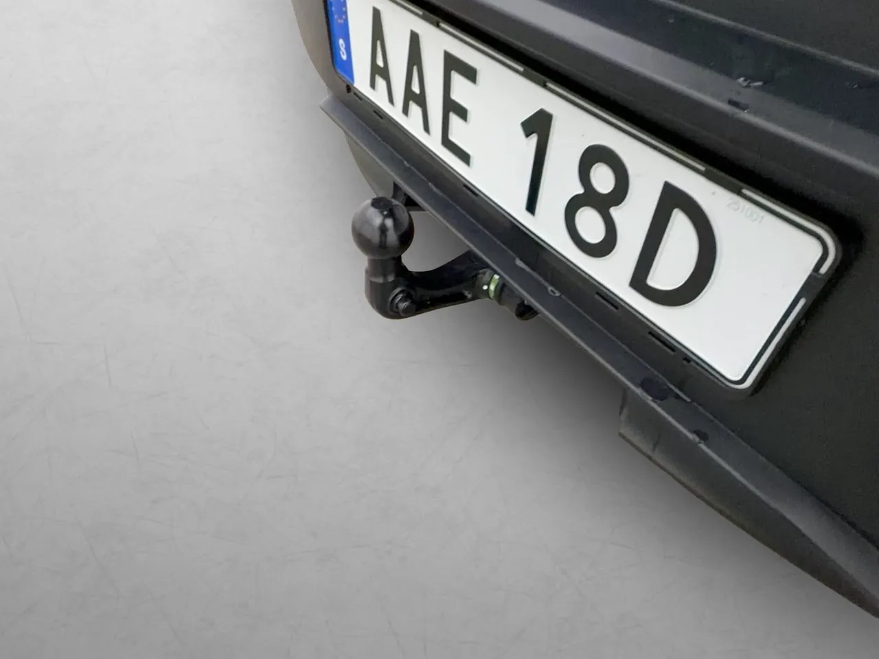 Tesla Model Y bild 12