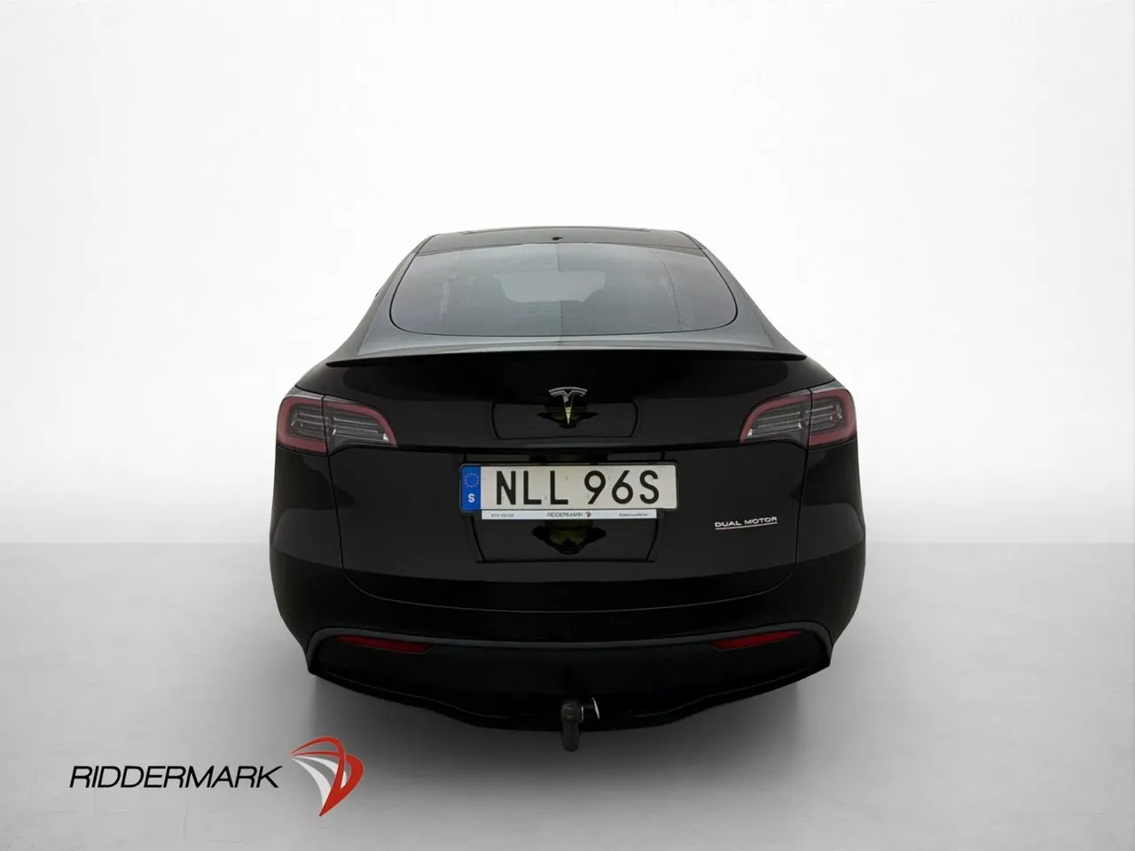 Tesla Model Y bild 8