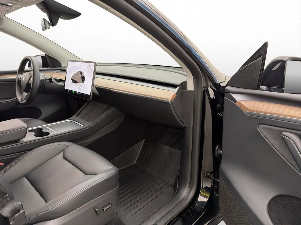 Tesla Model Y bild 28