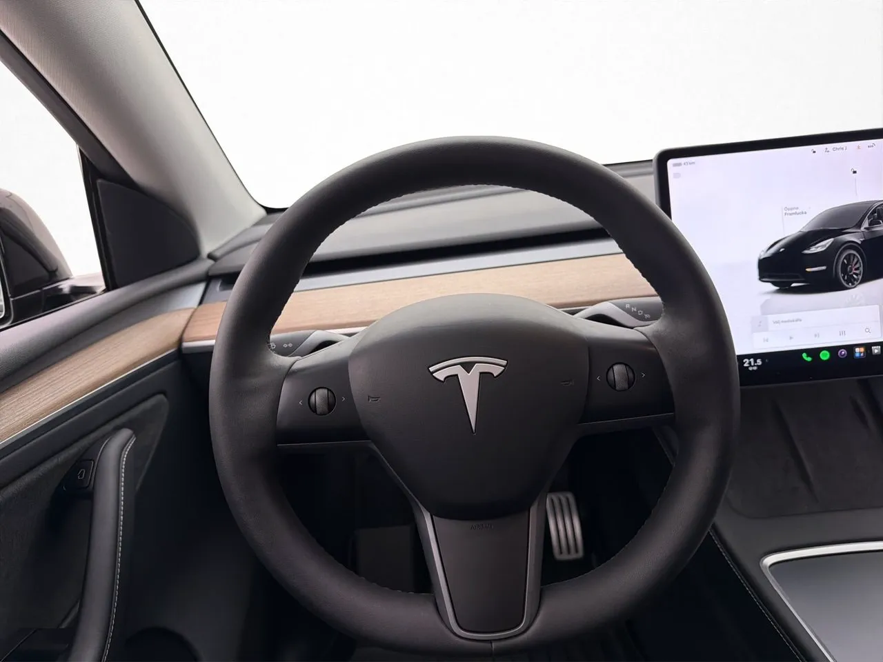 Tesla Model Y bild 15