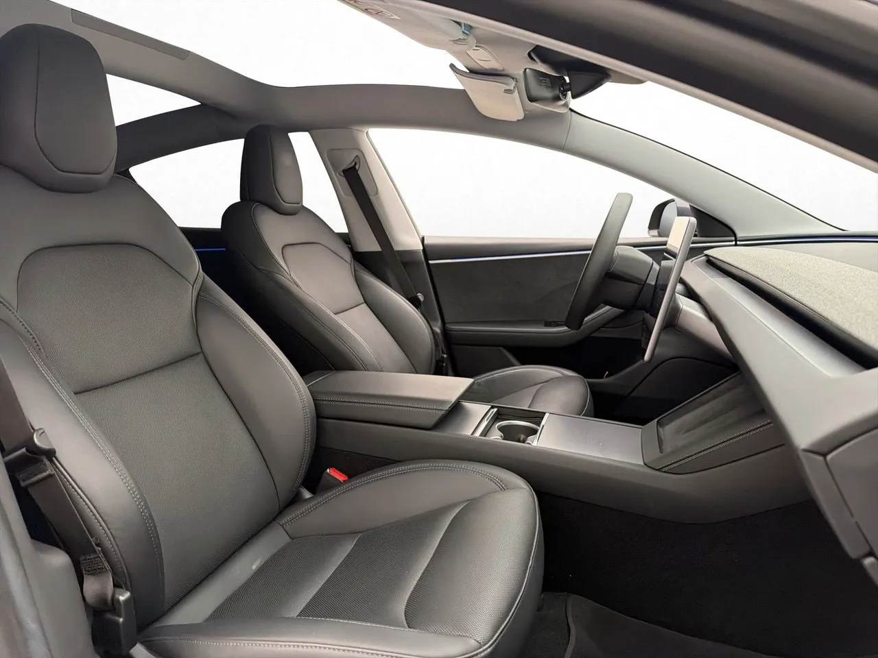 Tesla Model 3 bild 30
