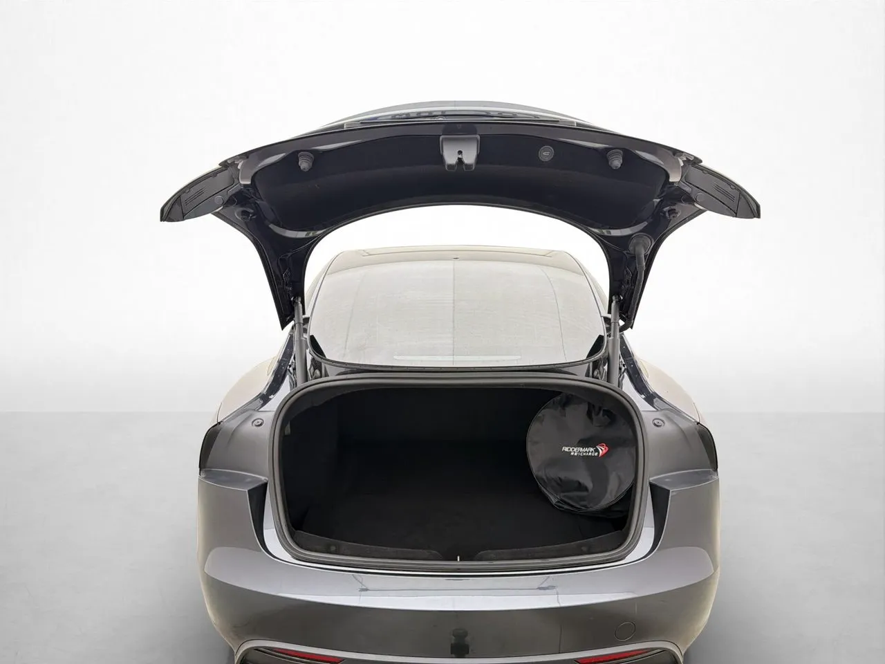 Tesla Model 3 bild 32