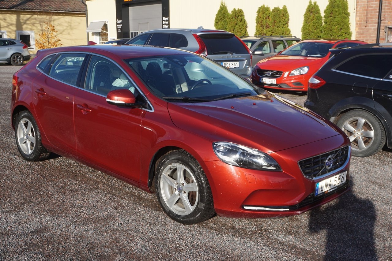 Volvo V40