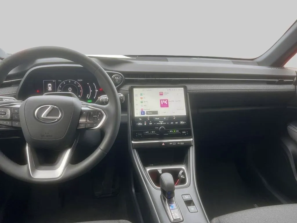 Lexus LBX bild 8