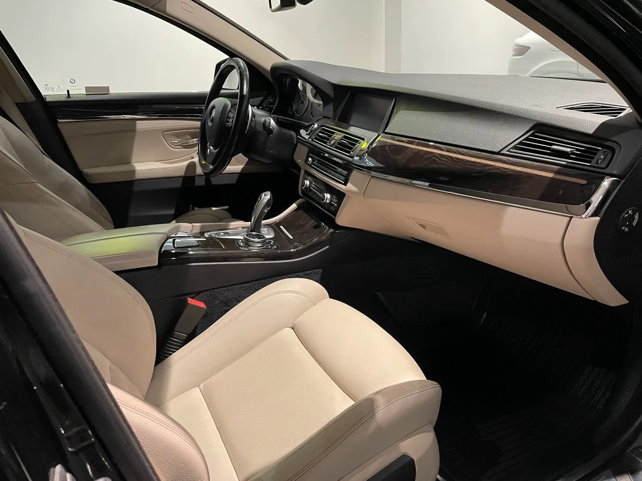 BMW 520 bild 17
