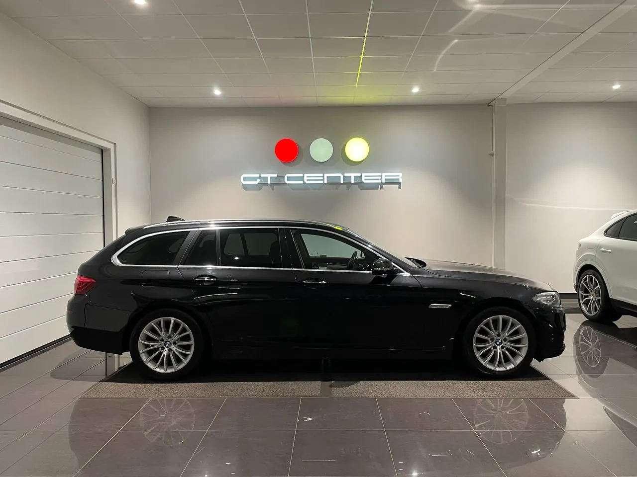 BMW 520 bild 2