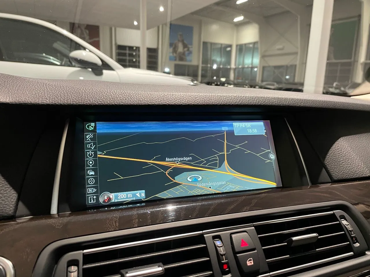 BMW 520 bild 16