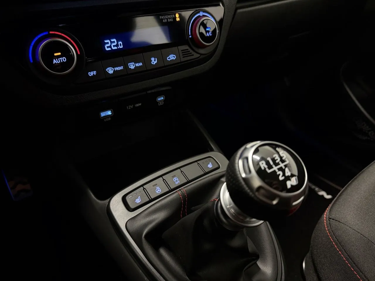 Hyundai i10 bild 9
