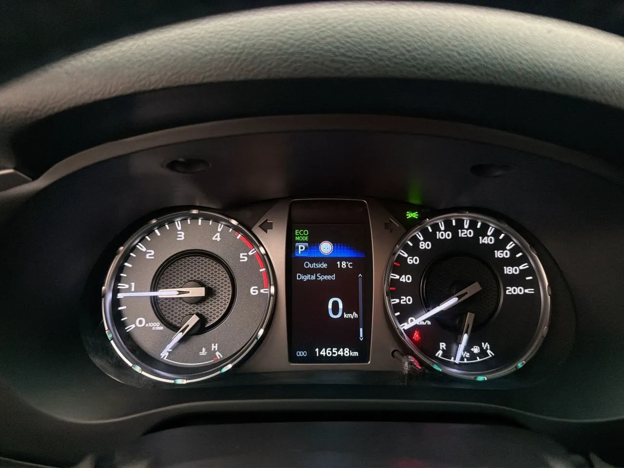 Toyota Hilux bild 21