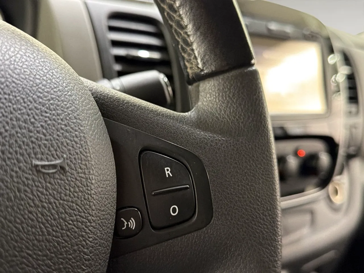 Renault Trafic bild 18
